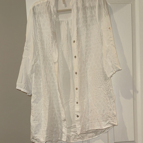 Elegant White Women's Swim Coverup - Picture 1 of 4